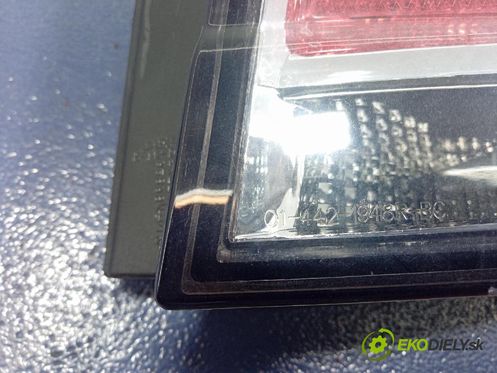 Opel Zafira 2006 svetlo / reflektor zad Prava: Vonkajsia: 442-1948R