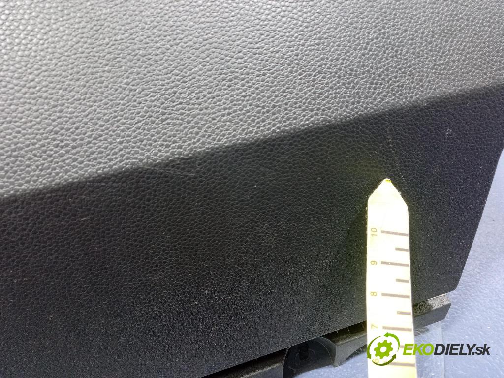 Opel Zafira 2006 kastlík 13150268