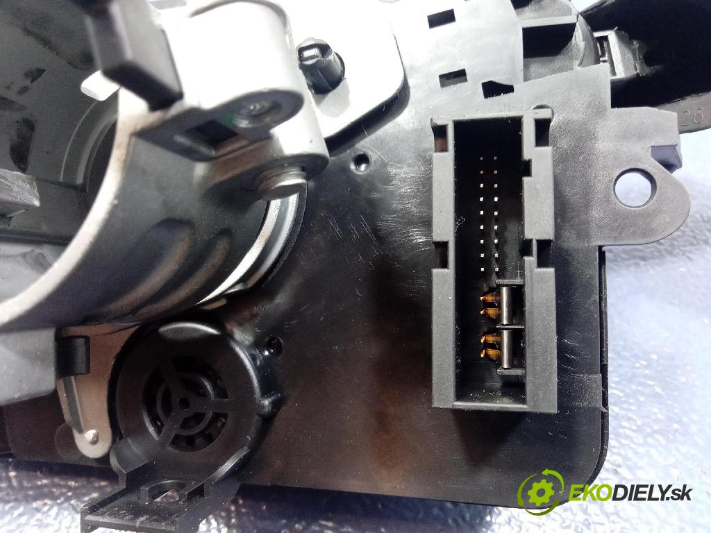 Opel Zafira 2006 riadiaca jednotka Motor: 55561172