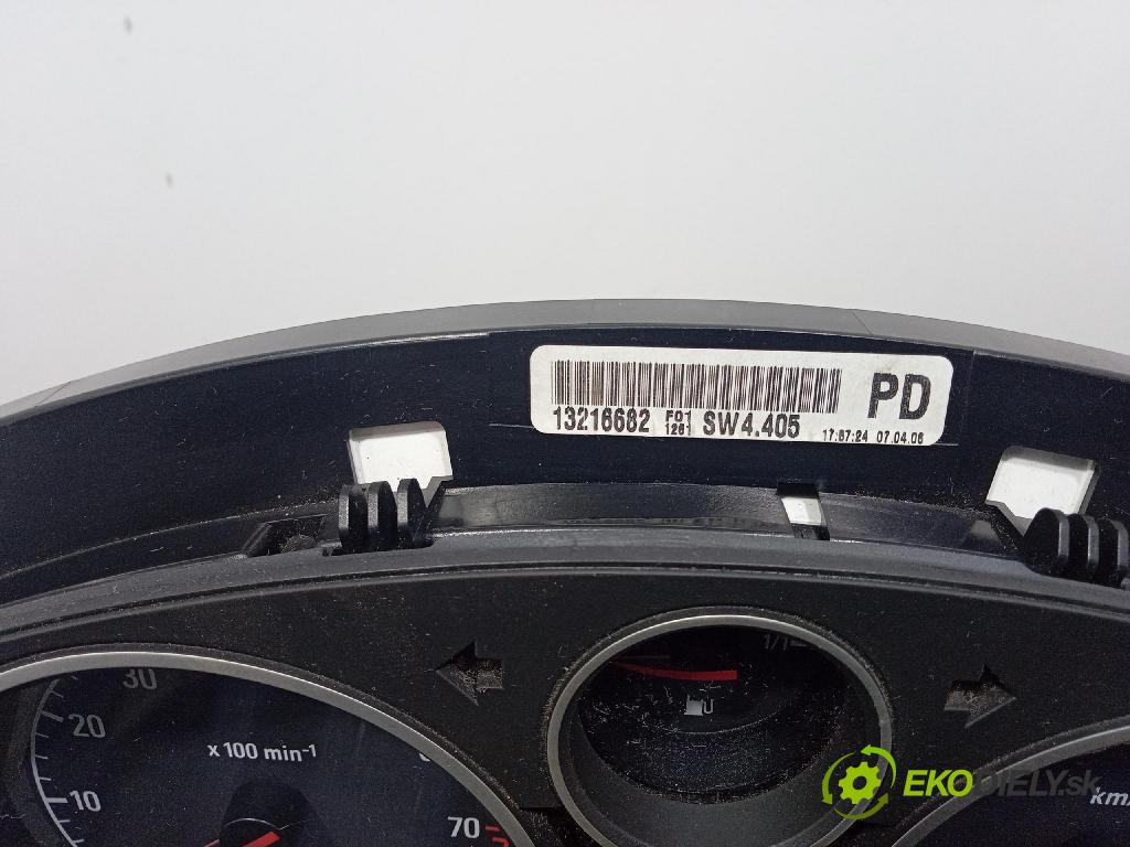 Opel Zafira 2006 riadiaca jednotka Motor: 55561172