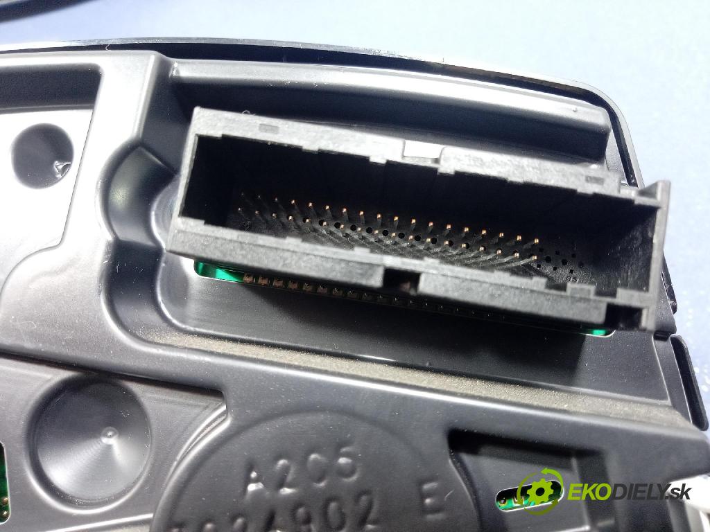 Opel Zafira 2006 riadiaca jednotka Motor: 55561172
