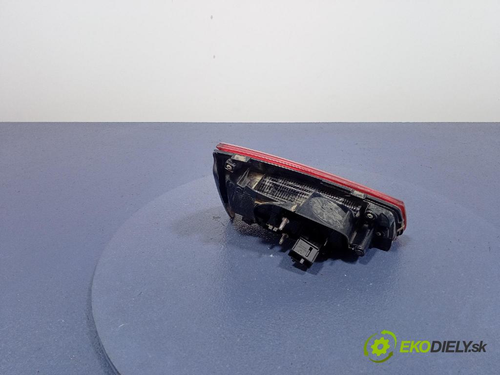 Vw Passat 0 svetlo / reflektor zad Prava: Vnútri: