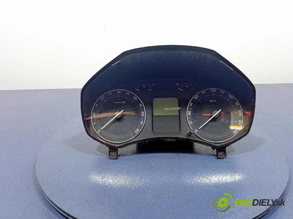 Skoda Octavia 2007 Přístrojová deska 1Z0920812D