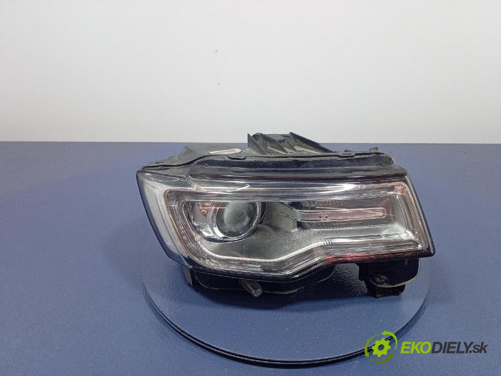 Jeep Grand Cherokee 2014 Reflektor: v pravo: 68111035AD