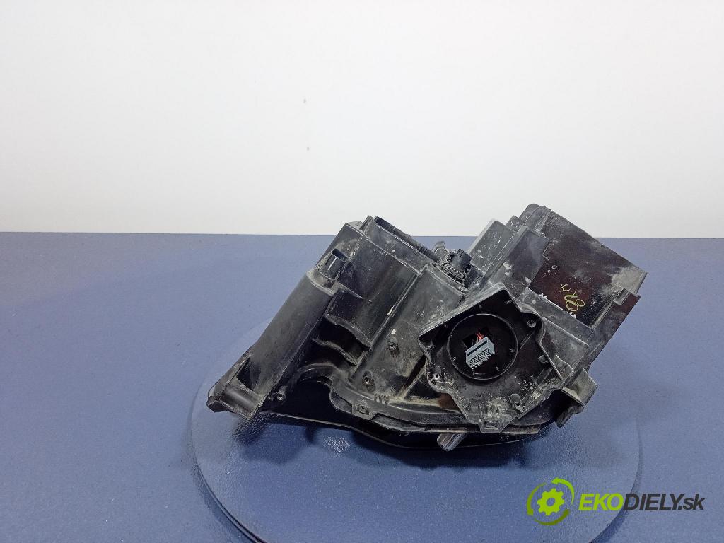 Jeep Grand Cherokee 2014 Reflektor: v pravo: 68111035AD