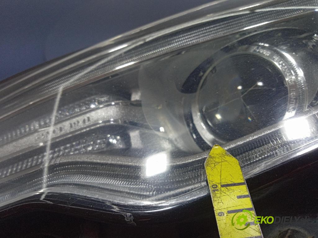 Jeep Grand Cherokee 2014 Reflektor: Vľavo: 68111035AD