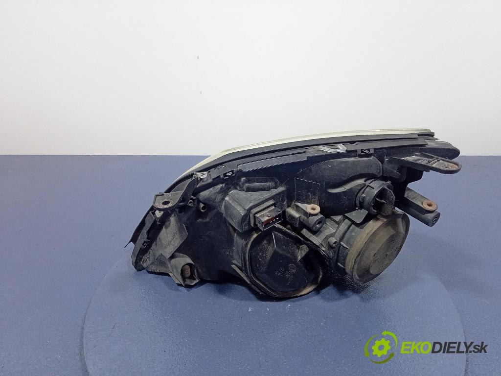 Opel Vectra 2002 Reflektor: v pravo: