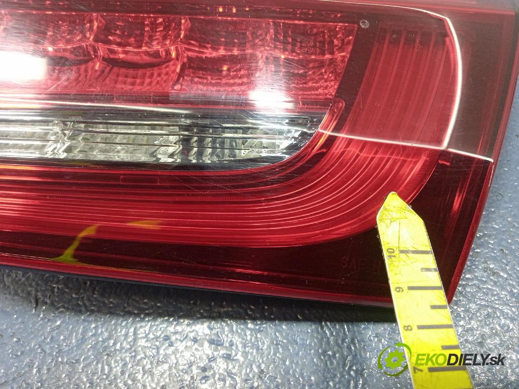 Infiniti Infiniti q50 2018 svetlo / reflektor zad Prava: Vnútri: