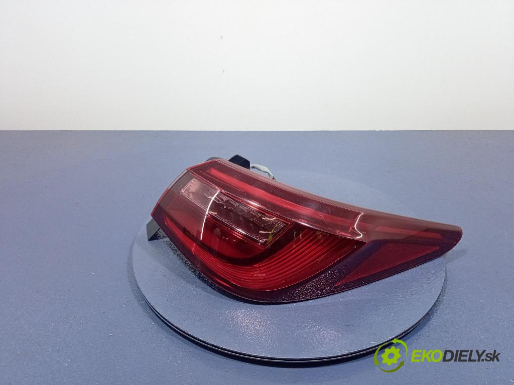 Infiniti Infiniti q50 2018 svetlo / reflektor zad Prava: Vonkajsia: