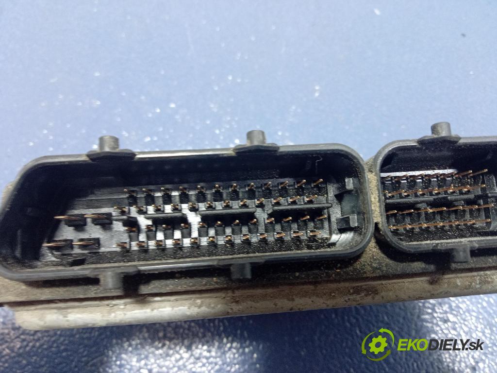 Fiat Panda 2008 riadiaca jednotka Motor: 51793113