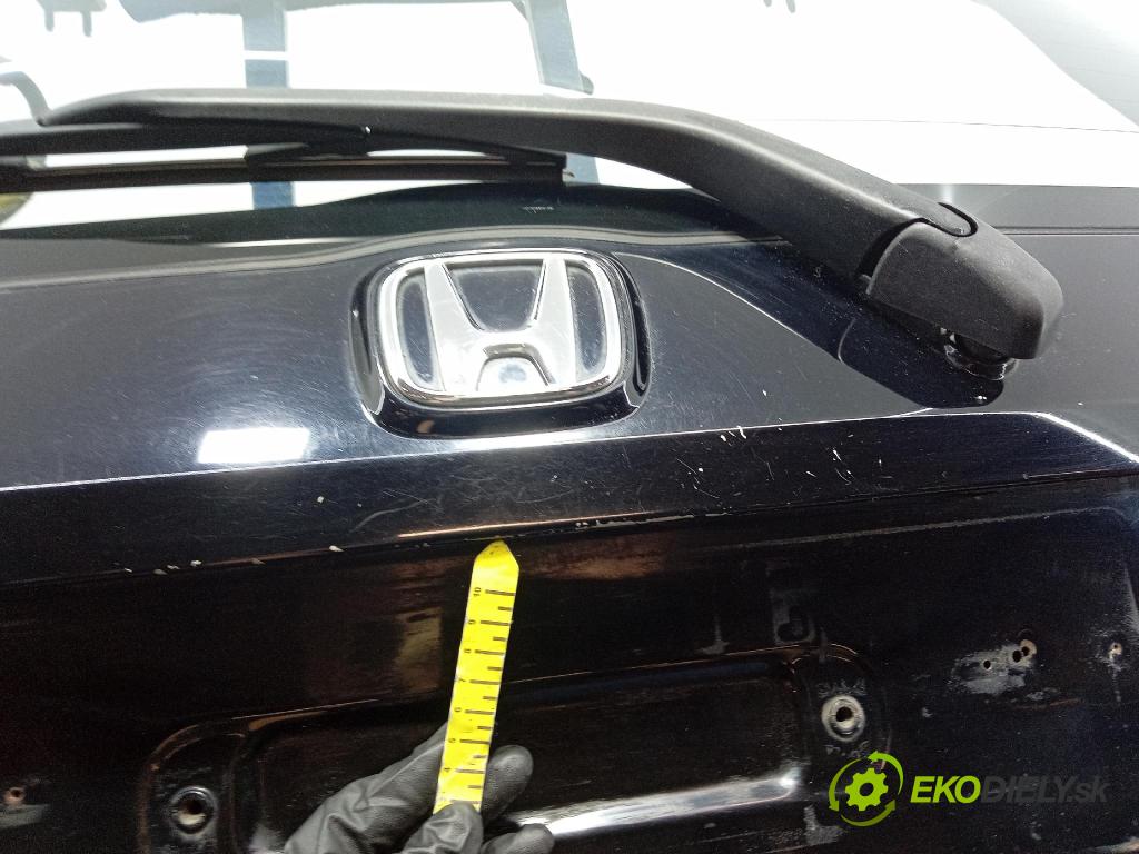 Honda Jazz 2007 zadna dveře kufra: kufra: