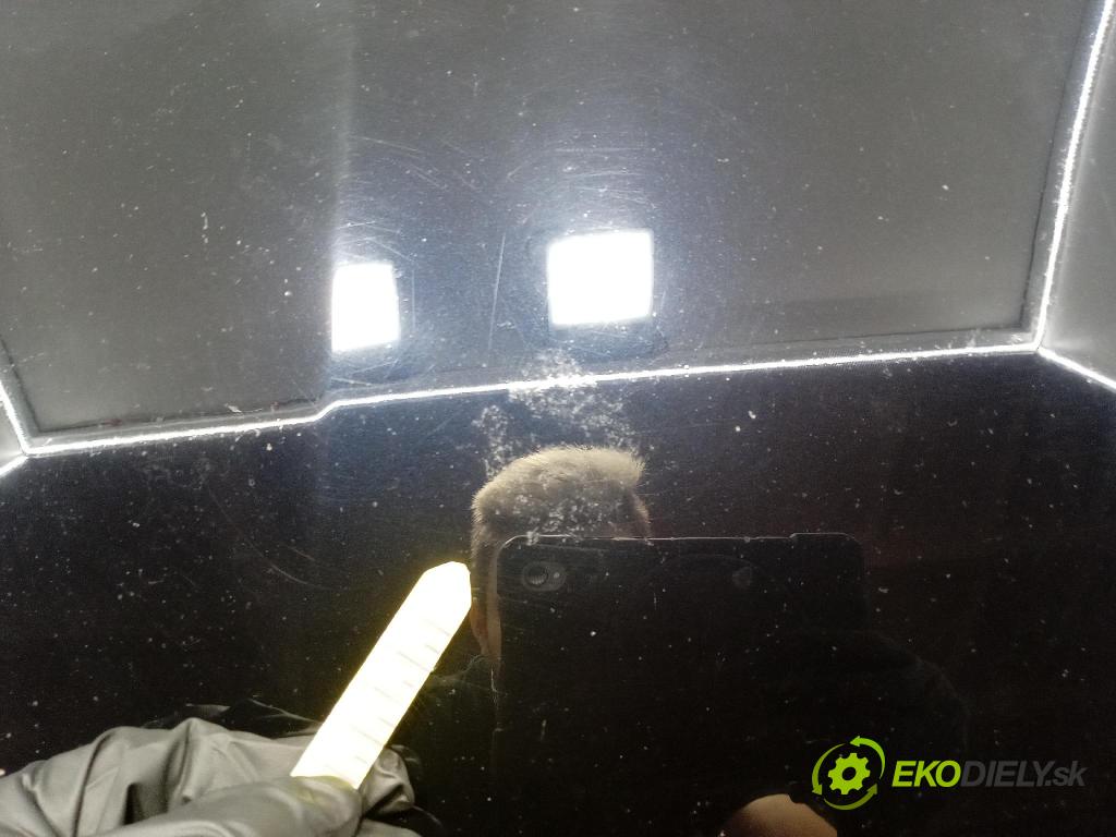 Honda Jazz 2007 kapota přední: