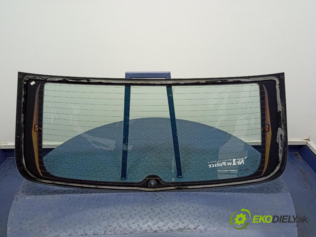 Skoda Fabia 2010 sklo zadna 