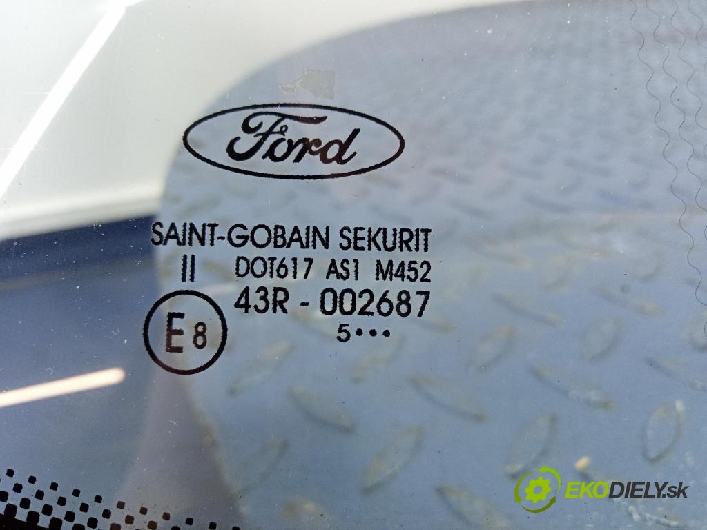 Ford Focus 2005 sklo Predné: přední: