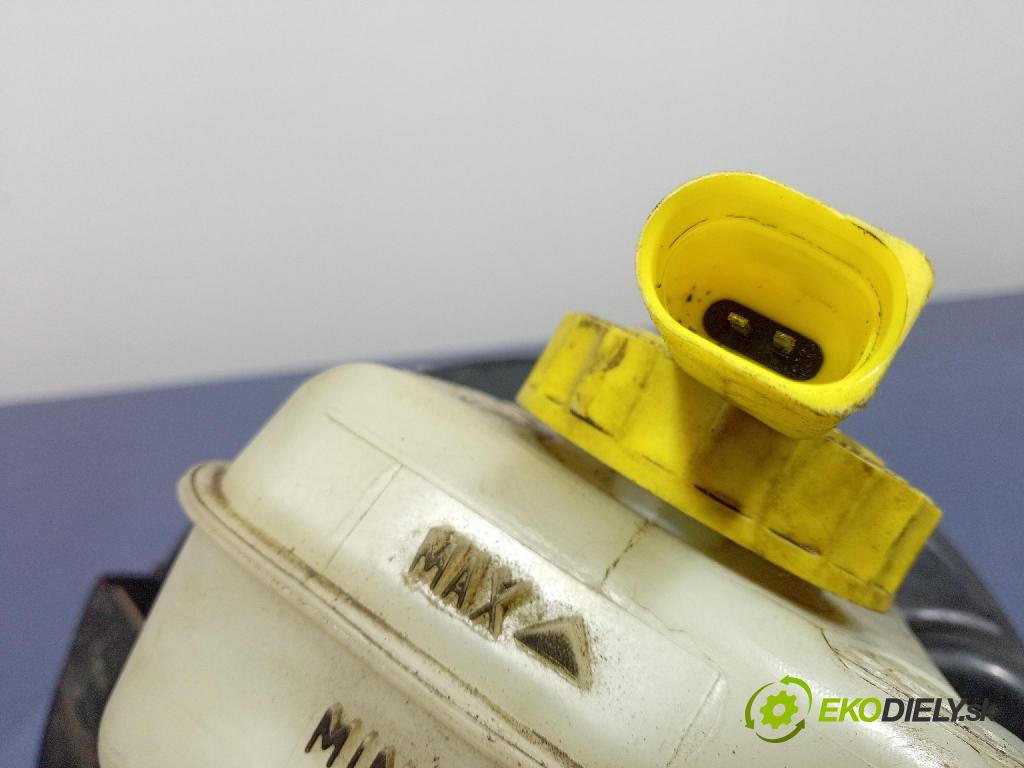 Audi A3 2002 servo Brzdní: 1J1614105S