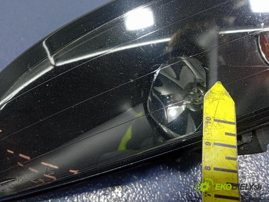 Smart Forfour 2004 Halogen Vľavo: