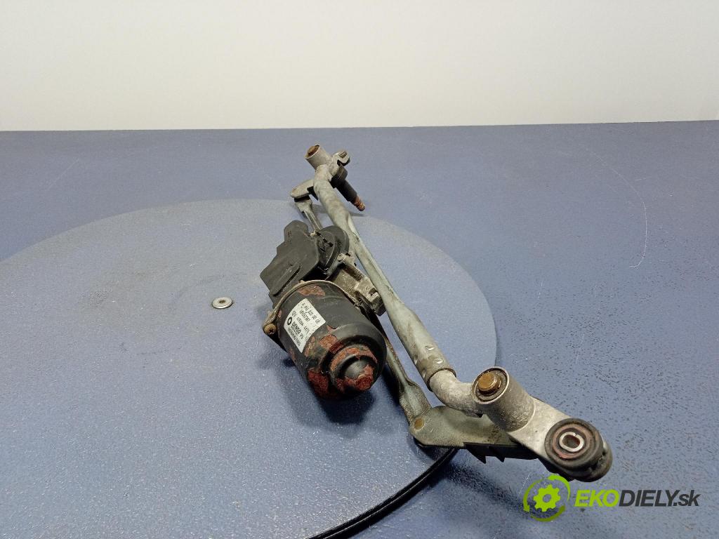 Smart Forfour 2004 mechanizmus motor: Stierače: Predné A4548200008
