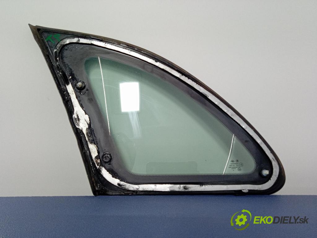 Skoda Fabia 2010 sklo Karoséria: zad 5J9845298