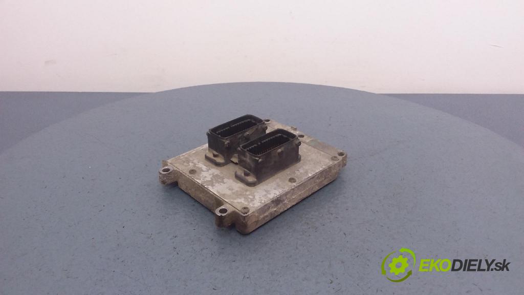 Opel Vectra 2003 riadiaca jednotka Motor: 12571664AX
