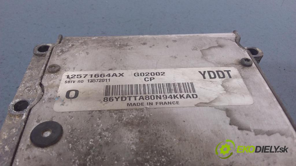 Opel Vectra 2003 riadiaca jednotka Motor: 12571664AX