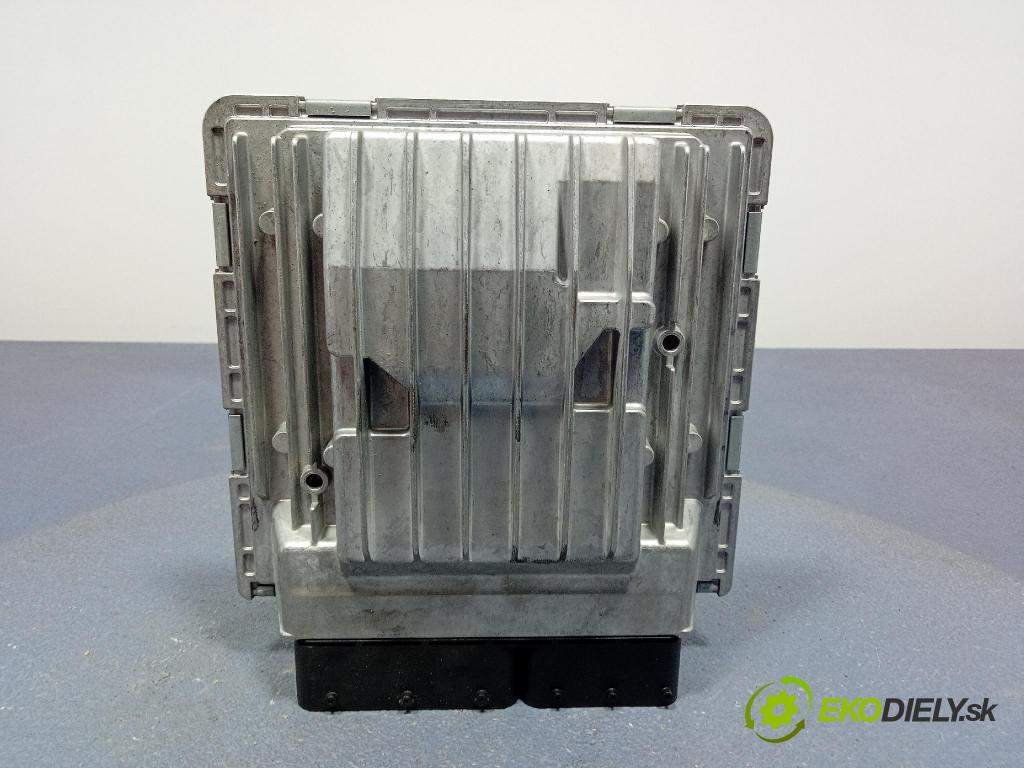 Bmw Seria 1 2007 riadiaca jednotka Motor: 7599881
