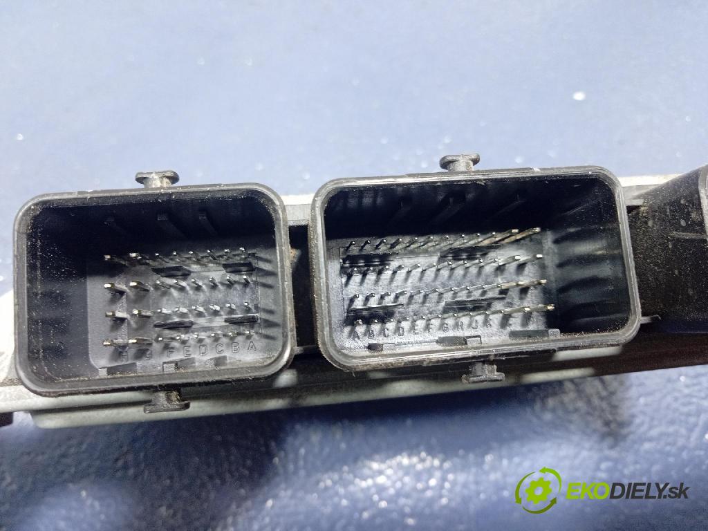 Renault Clio 2008 riadiaca jednotka Motor: 8200522357