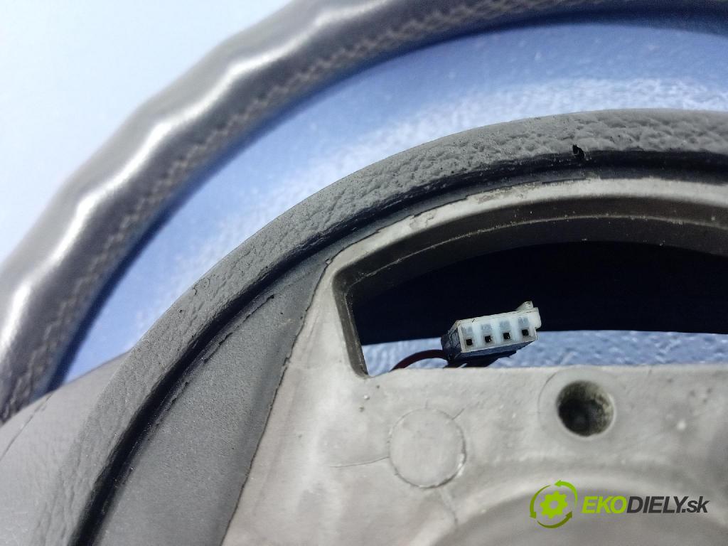 Bmw Seria 3 1998 volant 1094409
