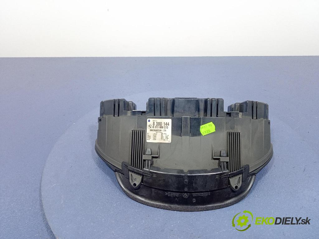 Bmw Seria 3 1998 prístrojovka/ budíky 8380144
