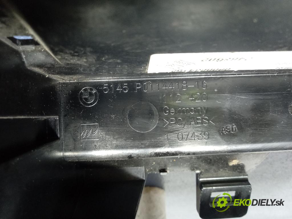 Bmw Seria 1 2007 kokpit,pristrojová doska