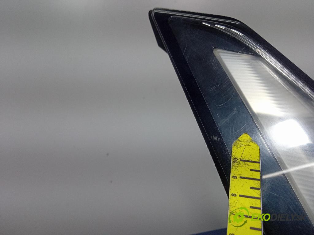 Saab 9-3 2007 svetlo / reflektor zad ľavá Vonkajsia: