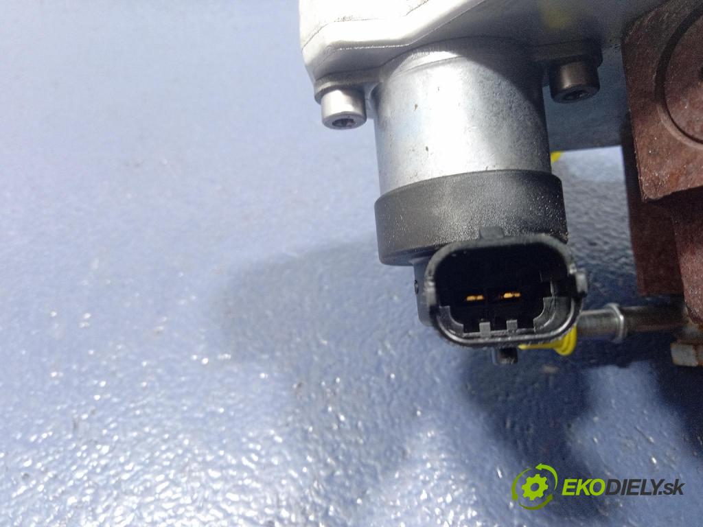 Renault Espace 2007 čerpadlo Injekcia: 8200680077