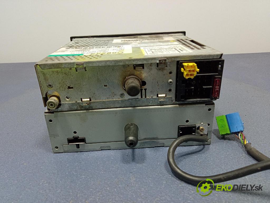 Vw Bora 2001 Radio I Navigácia: 1J0035186B