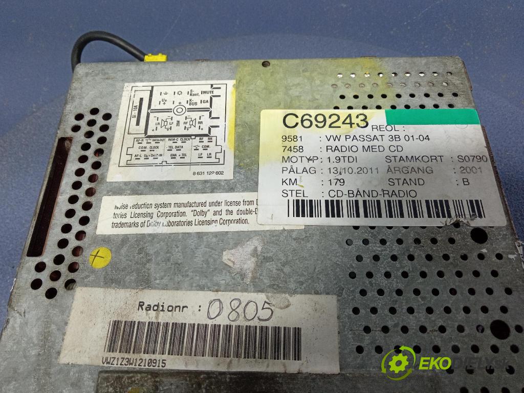 Vw Bora 2001 Radio I Navigácia: 1J0035186B