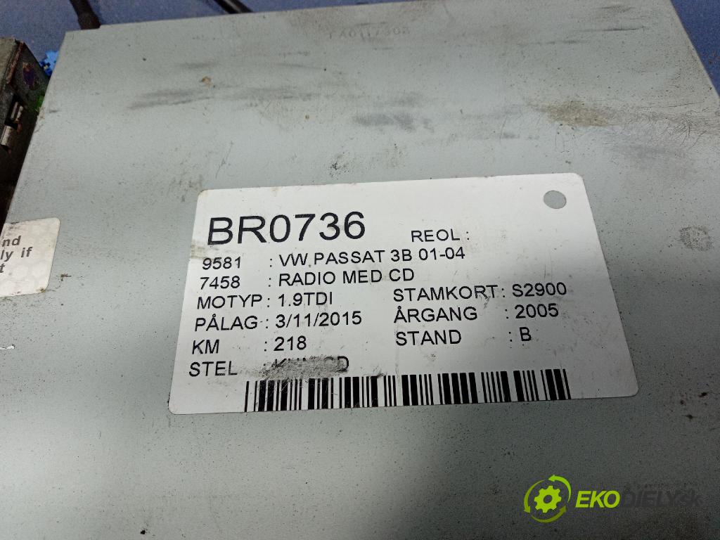 Vw Bora 2001 Radio I Navigácia: 1J0035186B