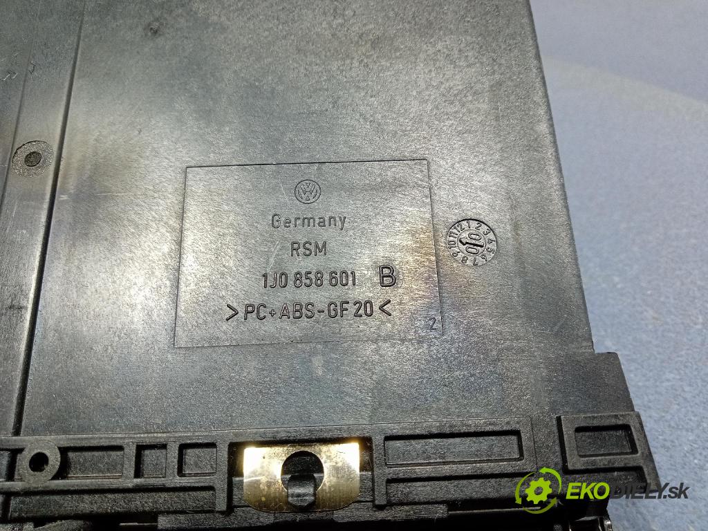 Vw Bora 2001 kastlík 1J0858601