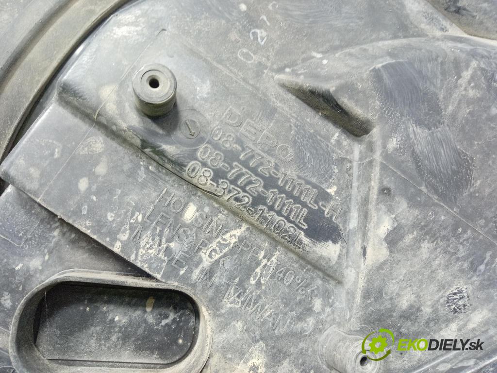 Saab 9-3 2007 Reflektor: Vľavo: 08-772-1111L