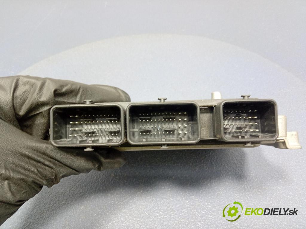 Citroen C5 2008 riadiaca jednotka Motor: 9665843280