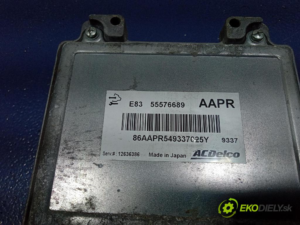 Opel Corsa 2010 riadiaca jednotka Motor: 55576689