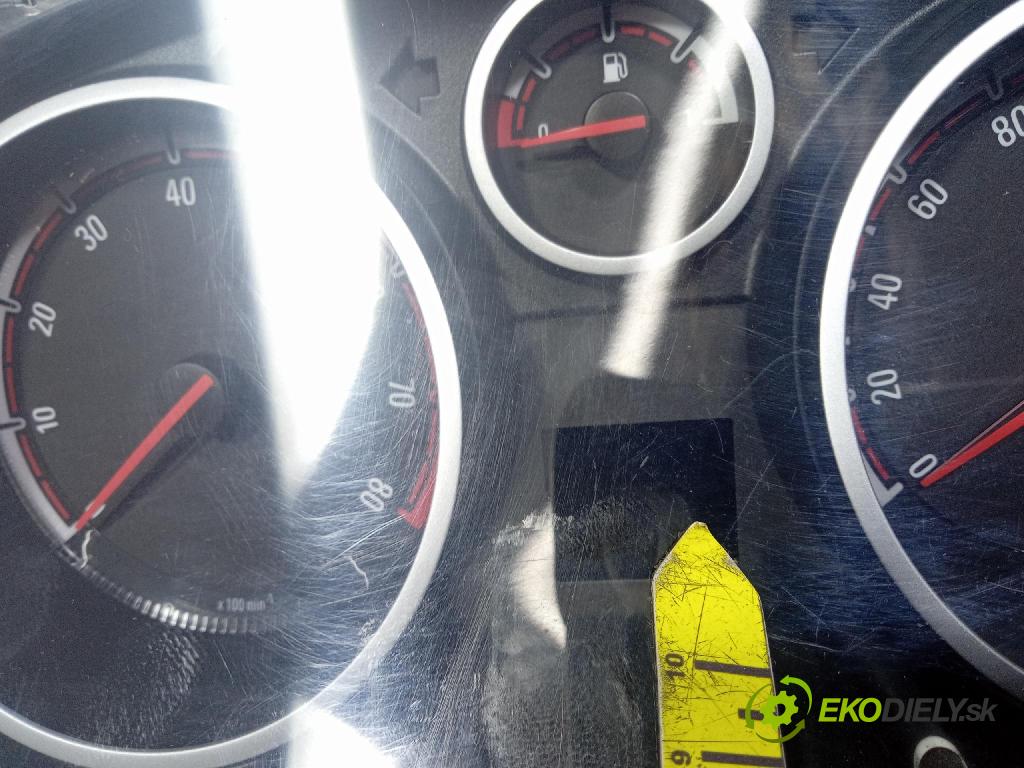 Opel Corsa 2010 riadiaca jednotka Motor: 55576689