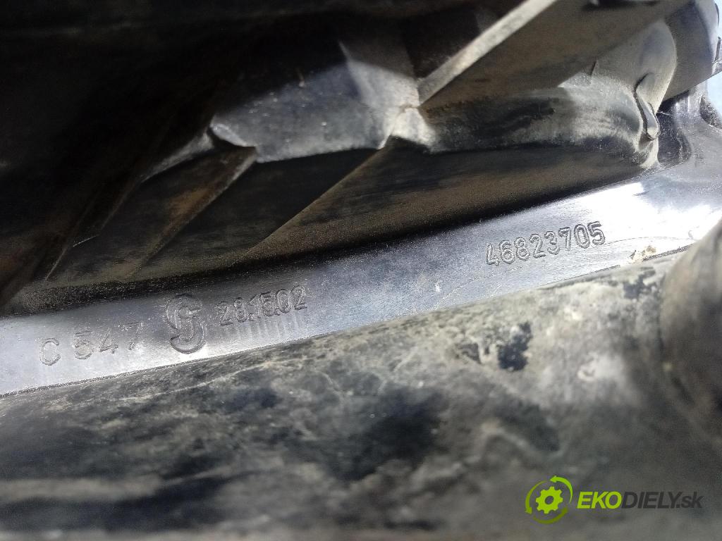 Fiat Stilo 2005 svetlo / reflektor zad Prava: Vonkajsia: