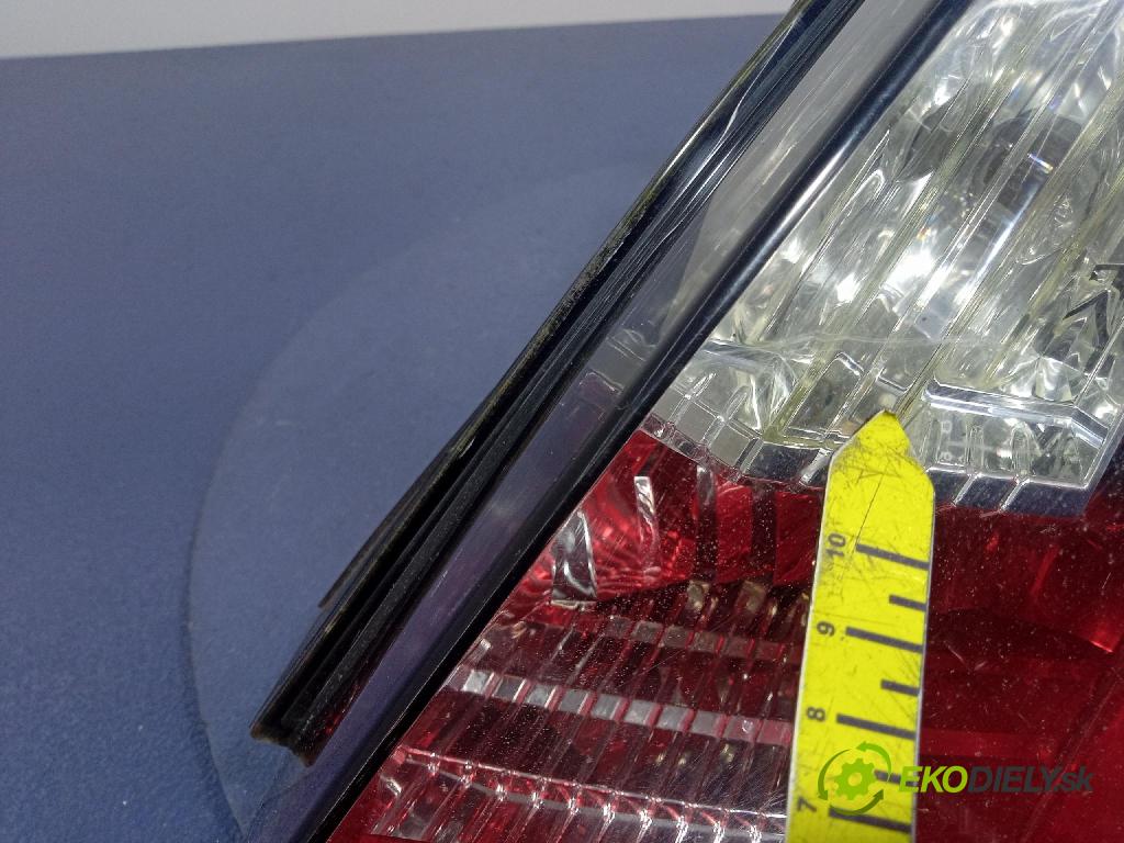 Fiat Stilo 2005 svetlo / reflektor zad Prava: Vonkajsia: 