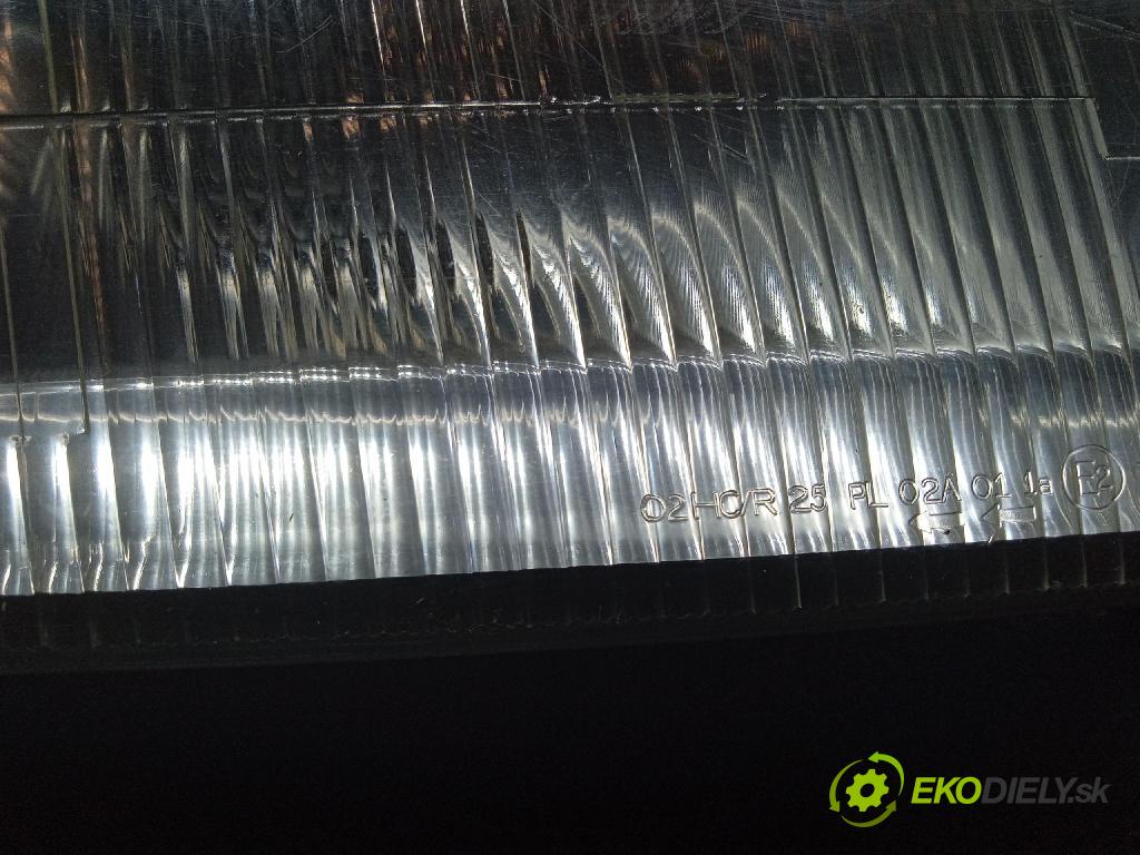 Land Rover Freelander 2000 Reflektor: v pravo: