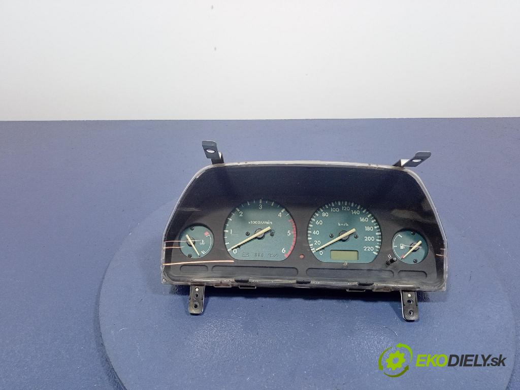 Land Rover Freelander 2000 prístrojovka/ budíky YWY100460