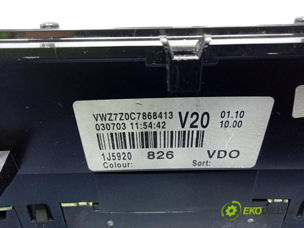 Vw Golf 2003 prístrojovka/ budíky 1J5920826