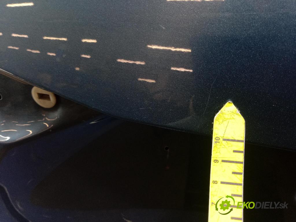 Mazda 3 2015 zadna dveře kufra: kufra: