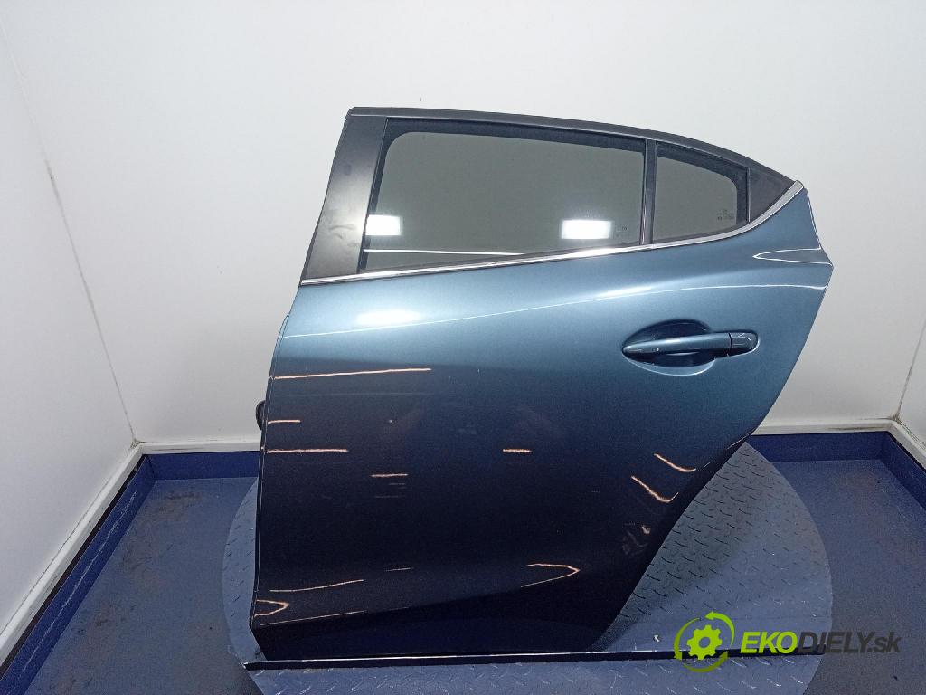 Mazda 3 2015 dvere zad Vľavo:
