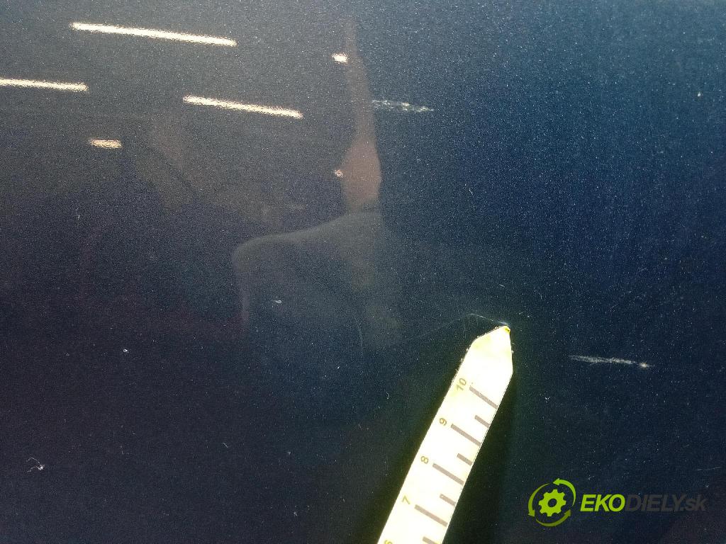 Mazda 3 2015 dvere zad Vľavo:
