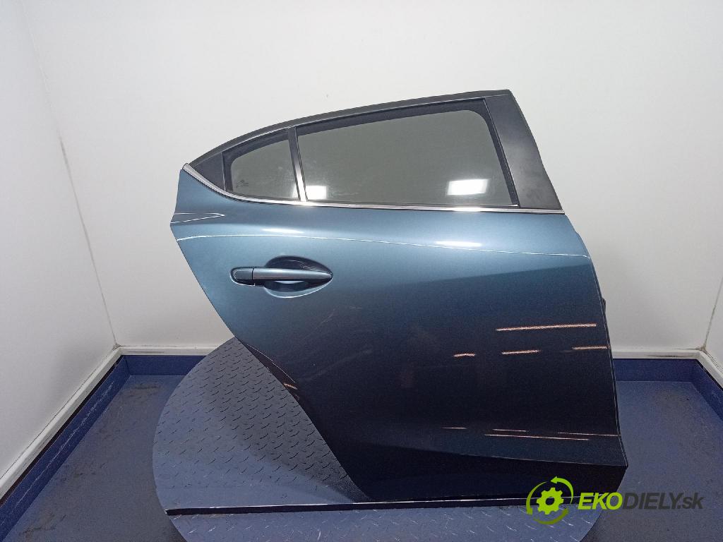 Mazda 3 2015 dvere zad pravé