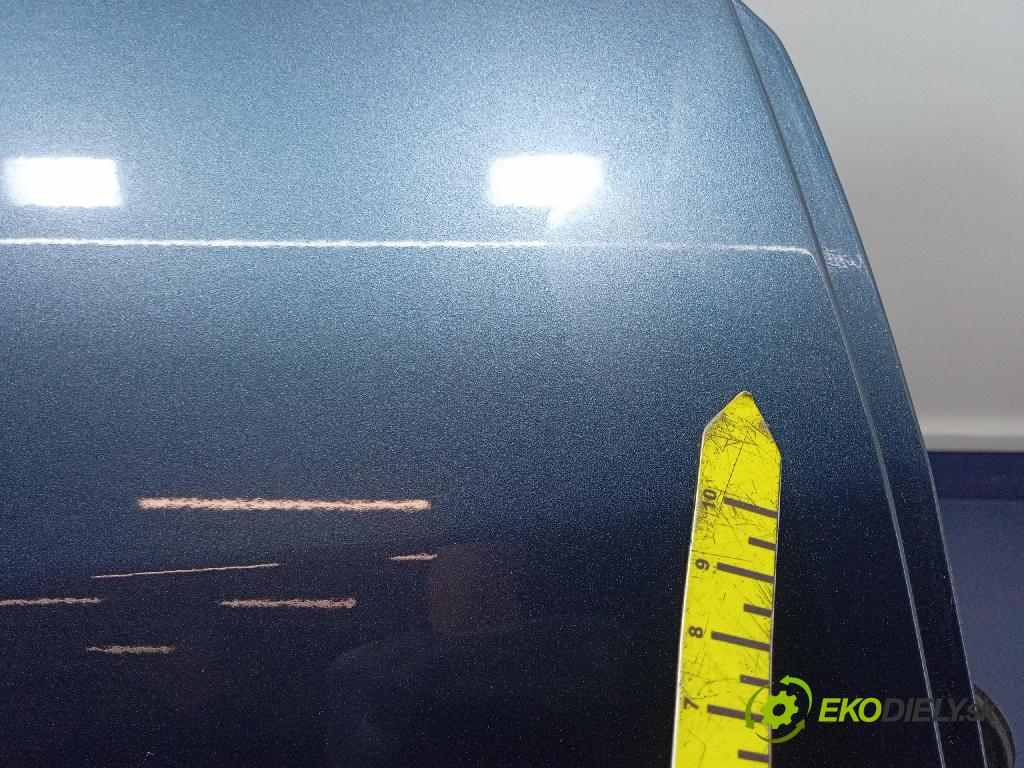 Mazda 3 2015 dvere zad pravé