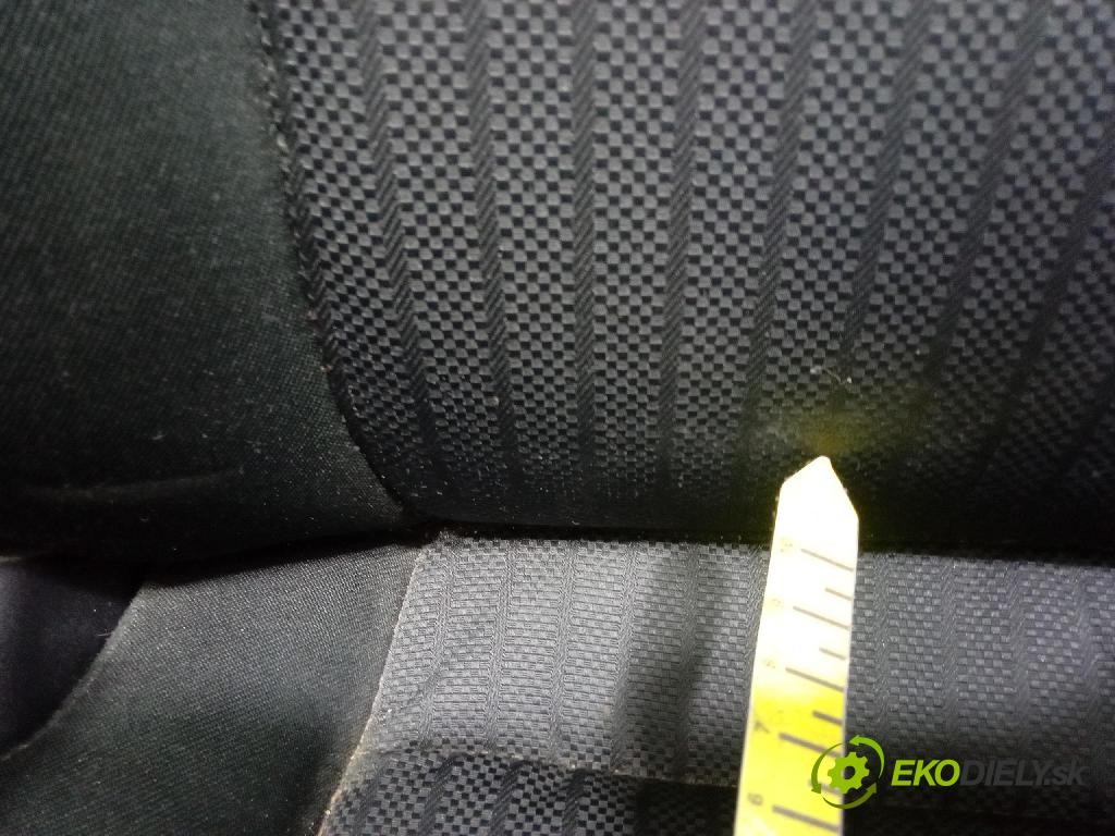 Mazda 3 2015 Sedačka Ovládače: